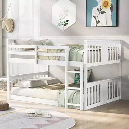 Lit superposé double sur double avec échelle, cadre robuste, design peu encombrant pour chambre et dortoir