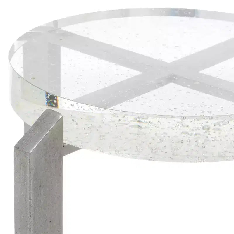 Table d'appoint ronde en verre bullé, cadre en métal argenté, plateau en verre transparent, décor intérieur moderne